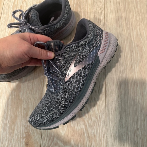 Brooks adrenaline  women shoes size 12 - Picture 6 of 8